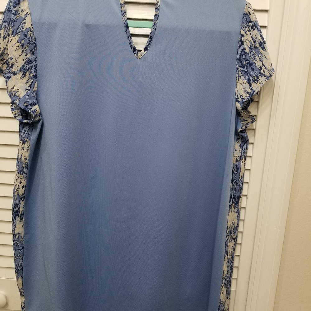 blouse - Picture 2 of 2